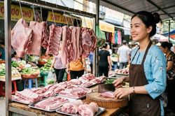 Giá heo hơi hôm nay 30.5 tiếp tục giảm, nhiều nơi về 67.000 đồng/kg