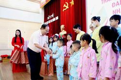 Quảng Ninh: Để không trẻ em nào bị bỏ lại phía sau