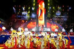 'Quảng Ngãi - Bản giao hưởng biển đảo' mở màn mùa lễ hội rực rỡ