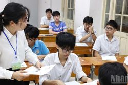 Hà Nội: 390 thí sinh vắng mặt buổi thi Ngữ văn