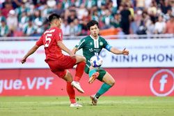 Công Phượng, Xuân Trường và Minh Vương lần đầu nâng cúp vô địch ở cấp CLB