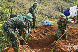 Đoàn Kinh tế - Quốc phòng 337 (Quân khu 4): Tìm các anh giữa đại ngàn Trường Sơn