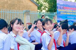 Sắp xếp trường học để tinh gọn bộ máy nhưng không giảm chất lượng giáo dục