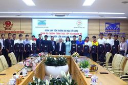 28 sinh viên Trường ĐH Cửu Long lên đường thực tập tại Đức