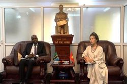 Đại sứ Việt Nam tại Tanzania tiếp đoàn cán bộ Đại học Dar Es Salaam, thúc đẩy hợp tác giáo dục và nghiên cứu khoa học