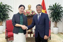 Thứ trưởng Thường trực Nguyễn Minh Vũ tiếp Phó Chủ tịch Khu tự trị Quảng Tây, Trung Quốc.