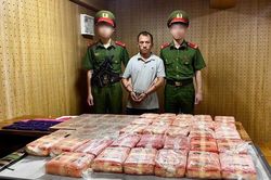 Nhóm đối tượng vận chuyển ma túy nổ súng chống trả công an