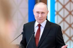 Tổng thống Nga Putin cảnh báo các lực lượng có ý đồ tấn công vùng Kaliningrad