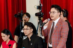 Đưa thử thách áp lực đồng trang lứa vào cuộc thi MC