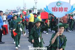 Hơn 300 chiến sĩ nhí rèn bản lĩnh tuổi trẻ từ thao trường quân đội