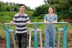 Người vợ quyết hiến thận cứu chồng: 'Còn em ở đây, gia đình mình vẫn còn'