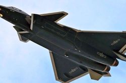 Vượt mặt F-22 v&agrave; F-35 Mỹ, ti&ecirc;m k&iacute;ch t&agrave;ng h&igrave;nh 2 chỗ J-20S lộ diện sức mạnh g&acirc;y chấn động