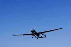 Iran c&ocirc;ng bố video mảnh vỡ của UAV 'th&ugrave; địch' ở Vịnh Ba Tư