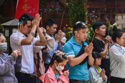 Văn khấn Rằm th&aacute;ng 4 năm 2026 được nhiều nh&agrave; tin d&ugrave;ng