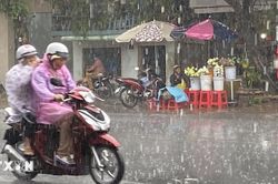 Thời tiết Hà Nội sáng 30/5: Nhiều mây, có lúc mưa rào và dông