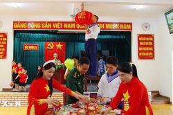 Rộn ràng Tết Thiếu nhi ở Đặc khu Trường Sa, lan tỏa yêu thương nơi đầu sóng
