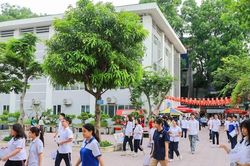 Hà Nội: Thêm một thí sinh bị đình chỉ vì mang điện thoại vào phòng thi
