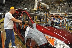 Mỹ đề xuất USMCA nâng tỷ lệ nội địa hóa ô tô lên 82%