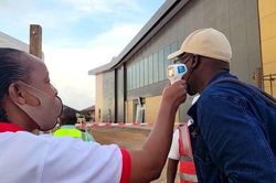 Quốc tế khẩn cấp viện trợ CHDC Congo chống dịch Ebola