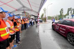 Tập huấn kỹ năng lái ô tô phòng vệ cho người dân
