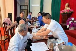 Bắc Ninh: Khám bệnh, cấp phát thuốc miễn phí cho 5.000 người dân