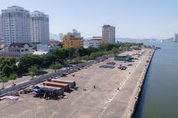 Những người giữ an toàn cho giàn pháo trước giờ khai hỏa DIFF 2026