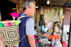 Những bàn tay lưu giữ nghề xưa