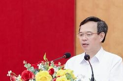 Phú Thọ trao quyết định tuyển dụng 1.334 giáo viên và nhân viên trường học