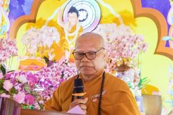 Chư tôn đức liên phường về chùa Quảng Đức dự Đại lễ Phật đản Phật lịch 2570