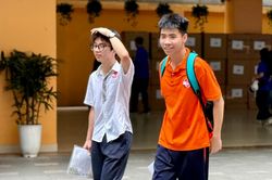 Đề Ngữ văn mở rộng liên hệ giữa văn chương và đời sống hiện đại
