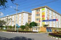 'Nới room' có chọn lọc cho 25 ngân hàng, tín dụng được dẫn vào nhà ở xã hội và khu công nghiệp
