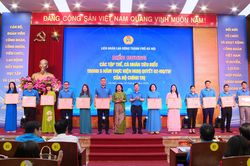 Đổi mới hoạt động công đoàn, chăm lo cho người lao động