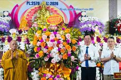 Trang nghiêm Đại lễ Phật đản Phật lịch 2570 tại Hà Nội