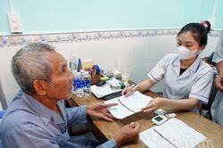 Cà Mau ra quân khám sàng lọc sức khỏe cho người dân đợt 3