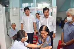 Cà Mau ra quân khám sàng lọc sức khỏe cho người dân đợt 3