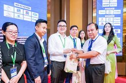 Ngành y tế Cà Mau phấn đấu vươn lên nhóm khá của cả nước