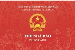 Công bố mẫu thẻ nhà báo mới