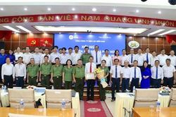 Phát động phong trào toàn dân bảo vệ ANTQ tại Tổng Công ty Điện lực miền Nam