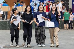 Thi lớp 10 Hà Nội 2026: 1 thí sinh bị đình chỉ vì mang điện thoại vào phòng thi