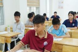 Hà Nội: Gần 125.000 thí sinh bước vào môn thi đầu tiên kỳ thi tuyển sinh lớp 10 công lập