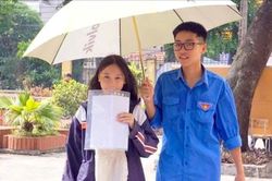 Xã Sóc Sơn: Áo xanh tình nguyện tiếp sức gần 2.000 sĩ tử thi vào lớp 10