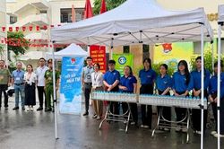 Phường Ô Chợ Dừa bảo đảm an toàn cho sĩ tử trong ngày thi đầu tiên vào lớp 10