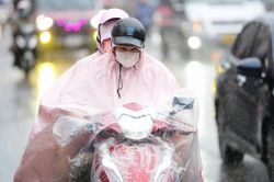 Thời tiết hôm nay 30/5: Mưa dông xuất hiện ở nhiều khu vực, đề phòng lốc sét và gió giật mạnh