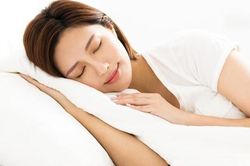 Nên đi ngủ lúc mấy giờ để có làn da đẹp?