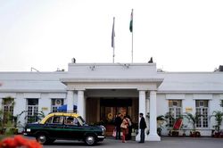 Câu lạc bộ của giới thượng lưu New Delhi có nguy cơ bị 'trục xuất'