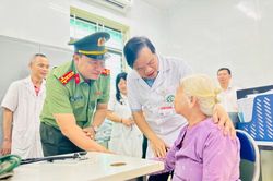 Thắm tình Quân - Dân - Y ở địa bàn xã vùng cao xa nhất Hà Nội