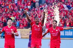 Thắng đẹp ngày nâng cúp, CLB Công an Hà Nội san bằng kỷ lục V-League