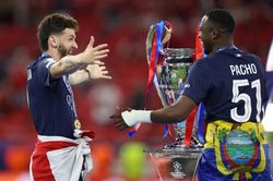 Nhà vua PSG sẽ còn trị vì bao lâu?