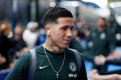 Enzo làm tất cả để rời Chelsea