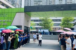 Thí sinh khối không chuyên hoàn thành kỳ thi vào lớp 10 Hà Nội
